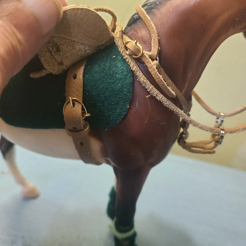 Handmade English Tack Set Breyer Classic Size Tan Green Leather Felt Accessories